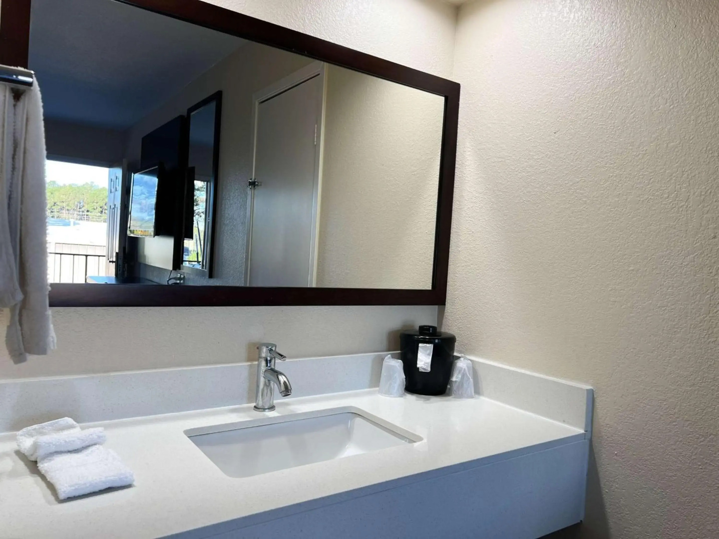 Motel 6 Hattiesburg, MS