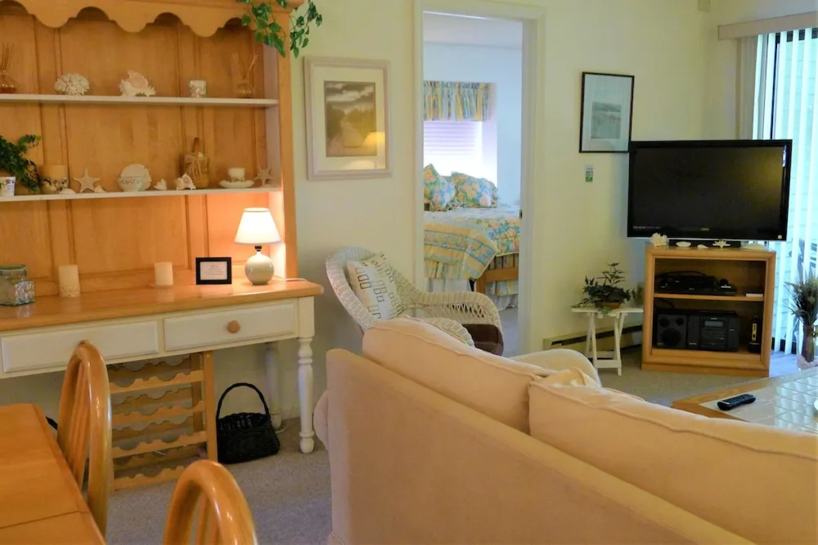 96 Eaton - 2 Bedroom Condo