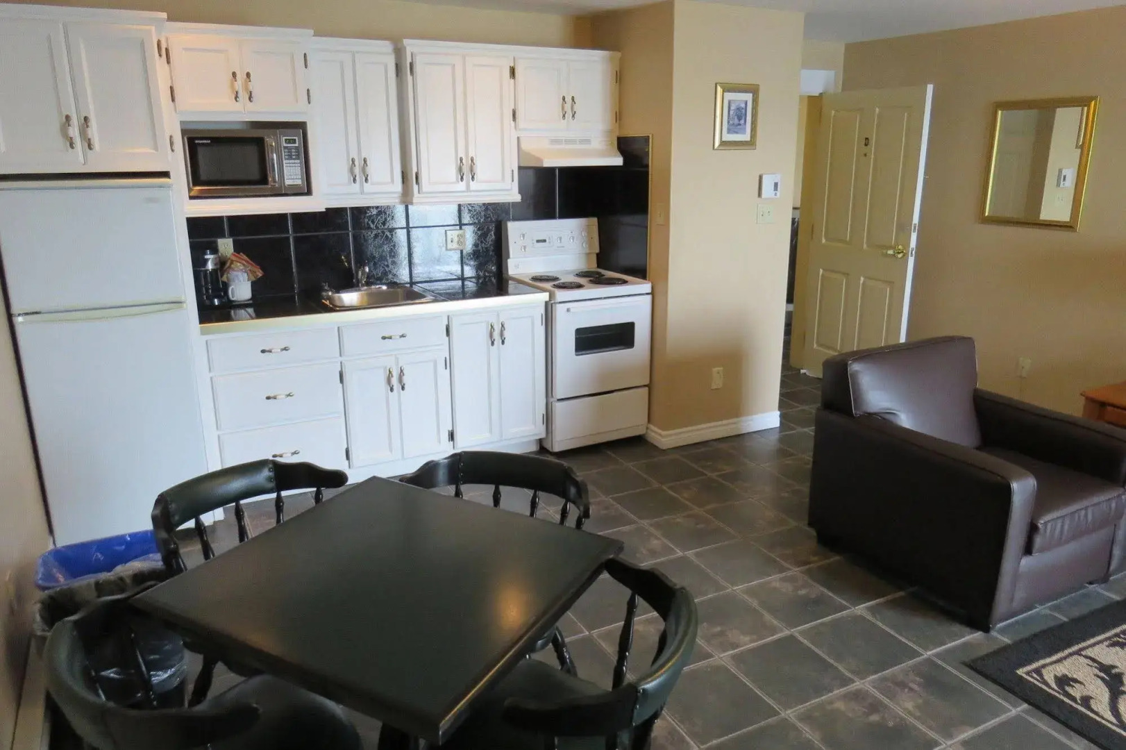 Fundy Complex Dockside Suites