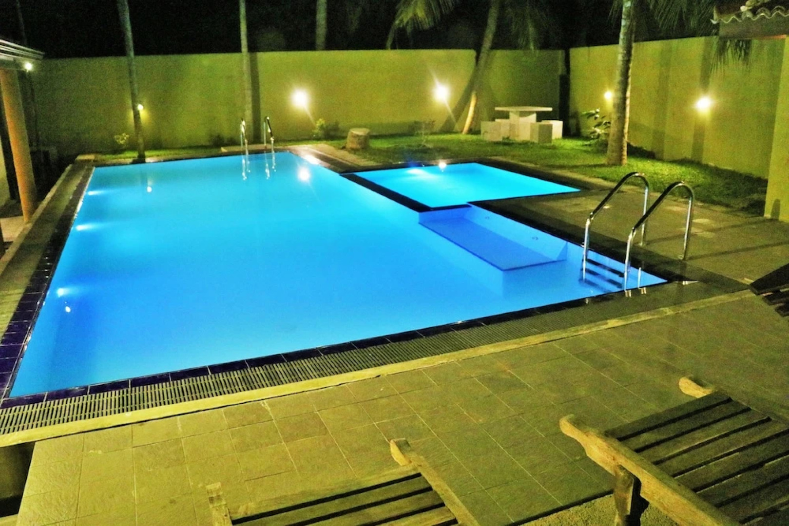 Yoho Villa Lucky Seven