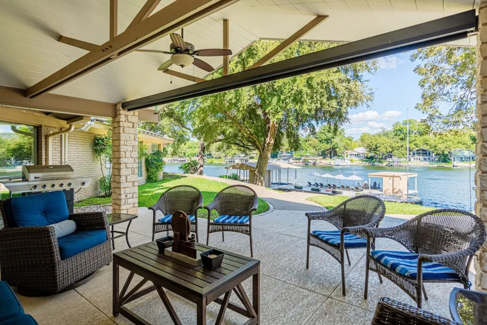 Island Paradise A Waterfront Oasis With Pool