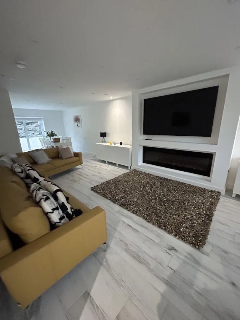 Impeccable 4-bed House in Trearddur Bay