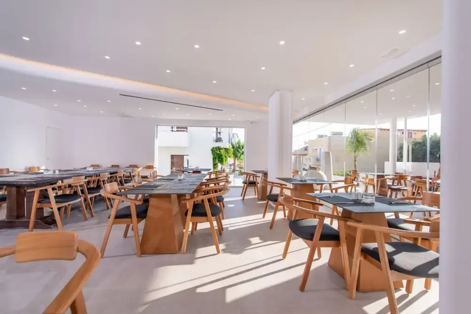 Mika Villas & Suites