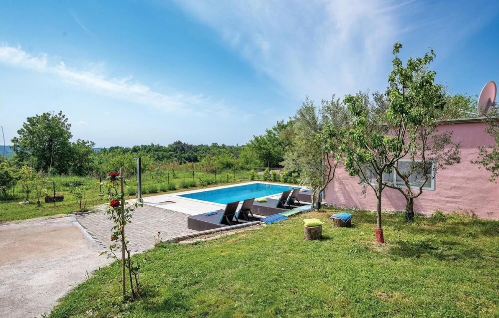 Beautiful Home in Brtonigla With 3 Bedrooms, Wifi and Outdoor Swimming Pool