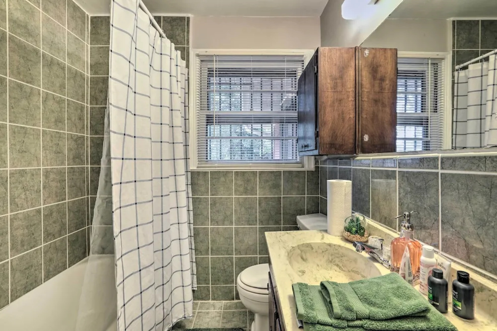 Decatur Home w/ Yard ~ 9 Mi to Downtown Atlanta!