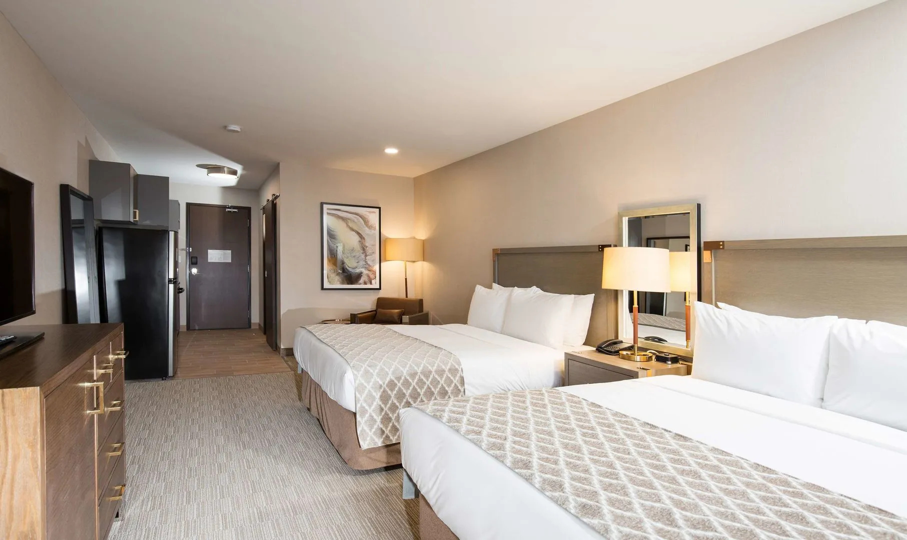 Pomeroy Inn & Suites Prince George