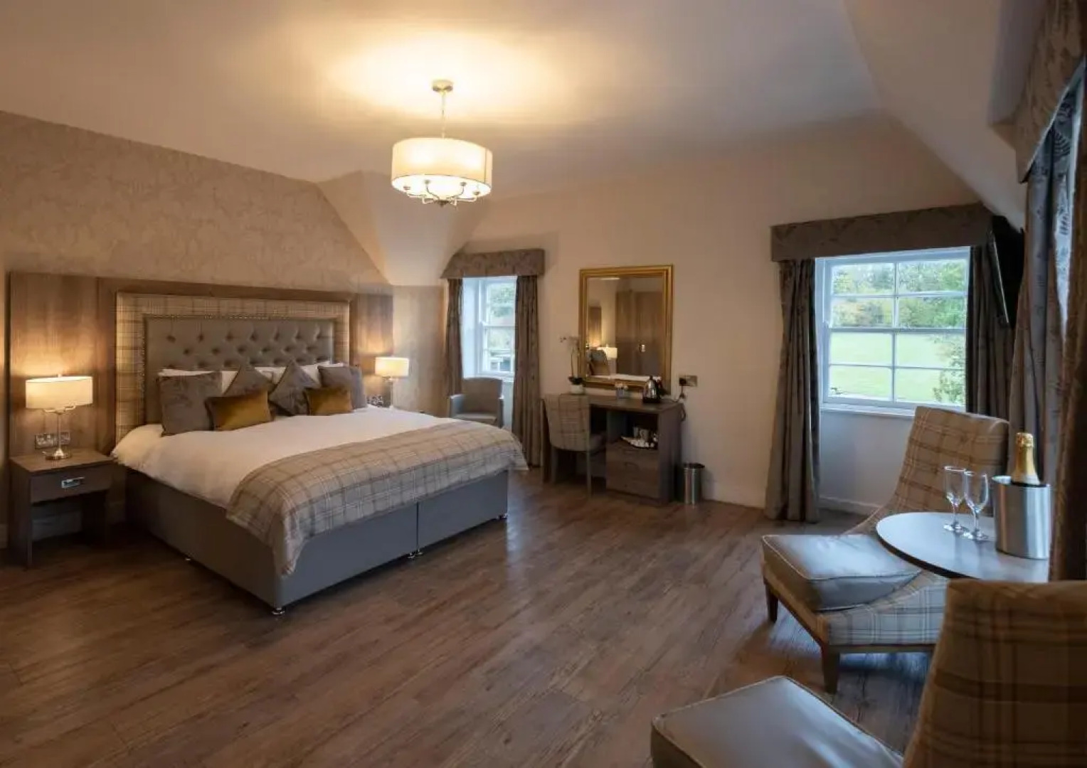 The Stair Arms Hotel