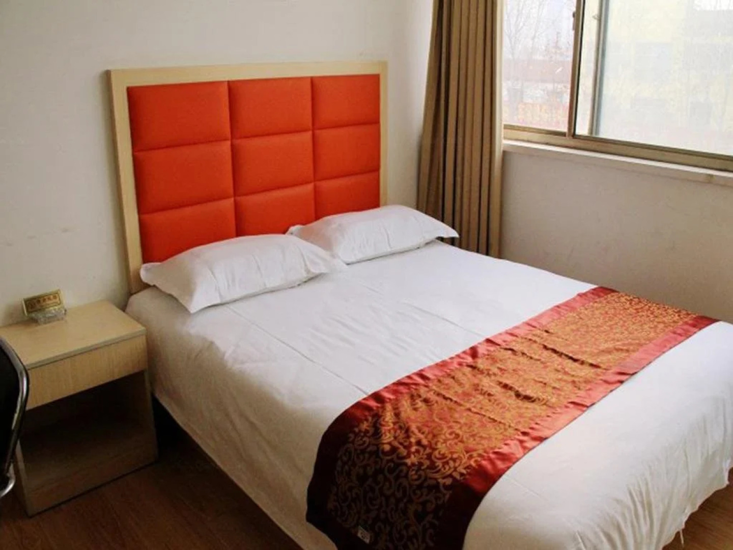 Mingcheng Express Inn