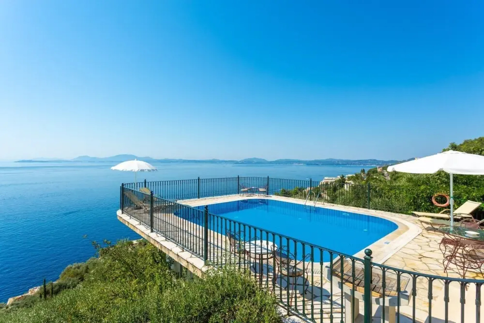 Villa Elpida Private Pool Walk to Beach Sea Views A C Wifi Car Not Required - 2423