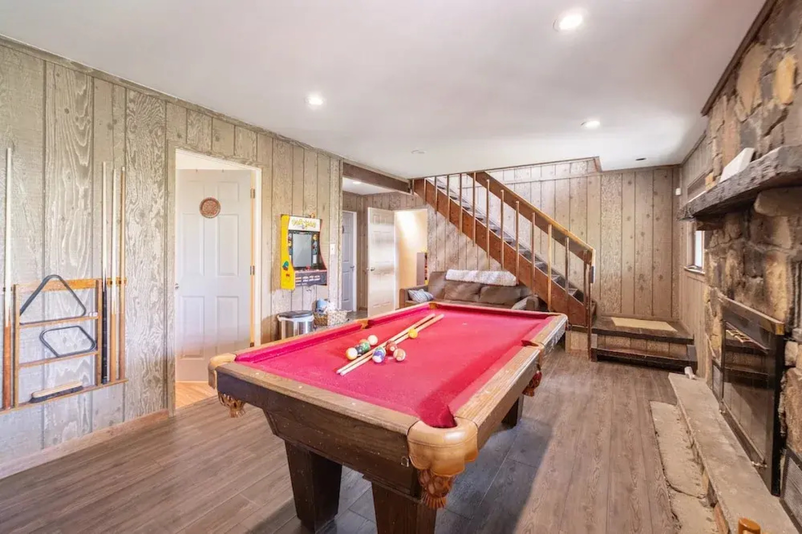 Charming Porter House In The Heart Of The Poconos 4 Bedroom Chalet