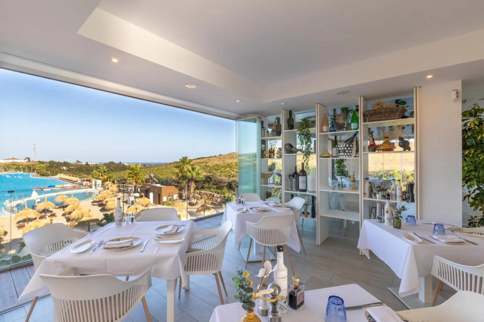 Al-401 Apartment in Alcazaba Lagoon