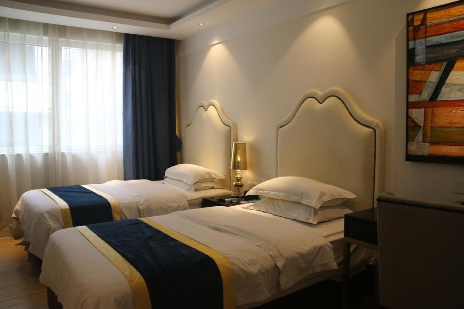 Ju Yuan Business Hotel