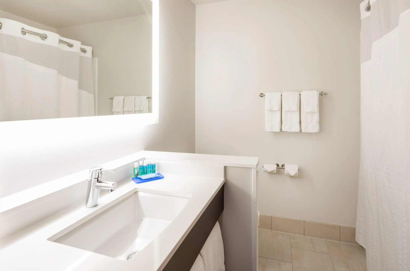 Holiday Inn Express Hotel & Suites Downtown Minneapolis by IHG