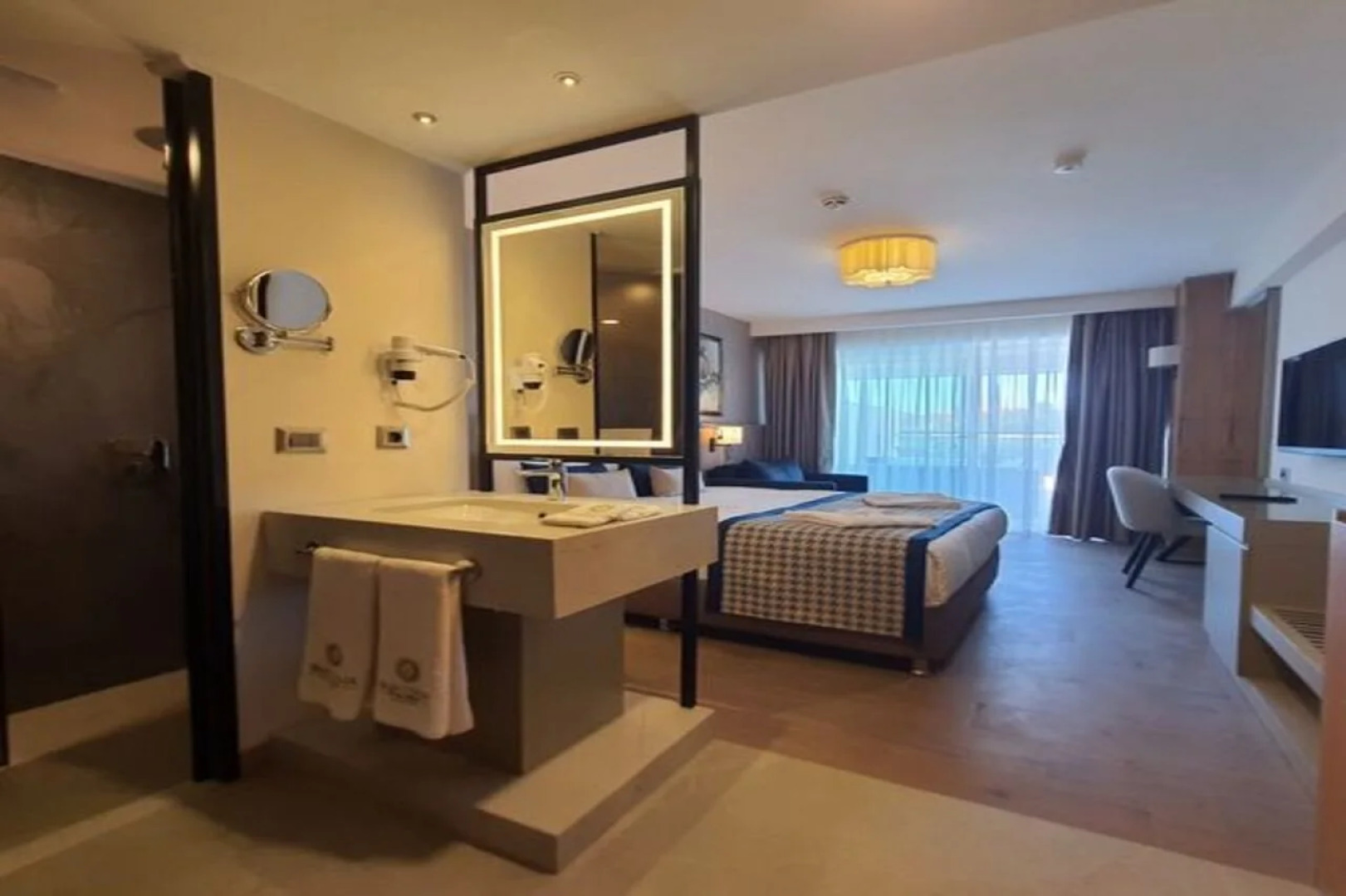 Sunthalia Hotels & Resorts