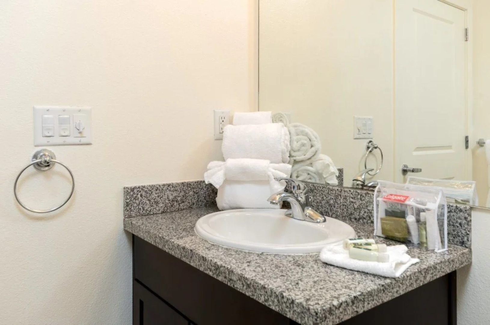 Global Luxury Suites at Mission Rock