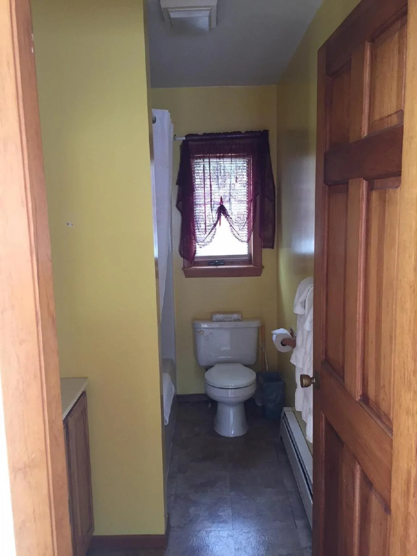 Fireside Inn & Suites - Belfast