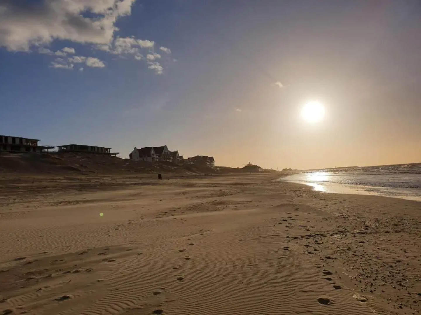 Penthouse Windkracht 10 aan het strand van Cadzand