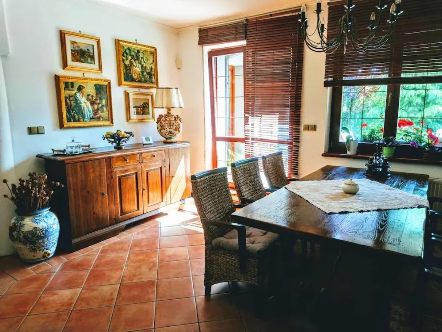 House With 3 Bedrooms in Šamorín, With Furnished Terrace and Wifi