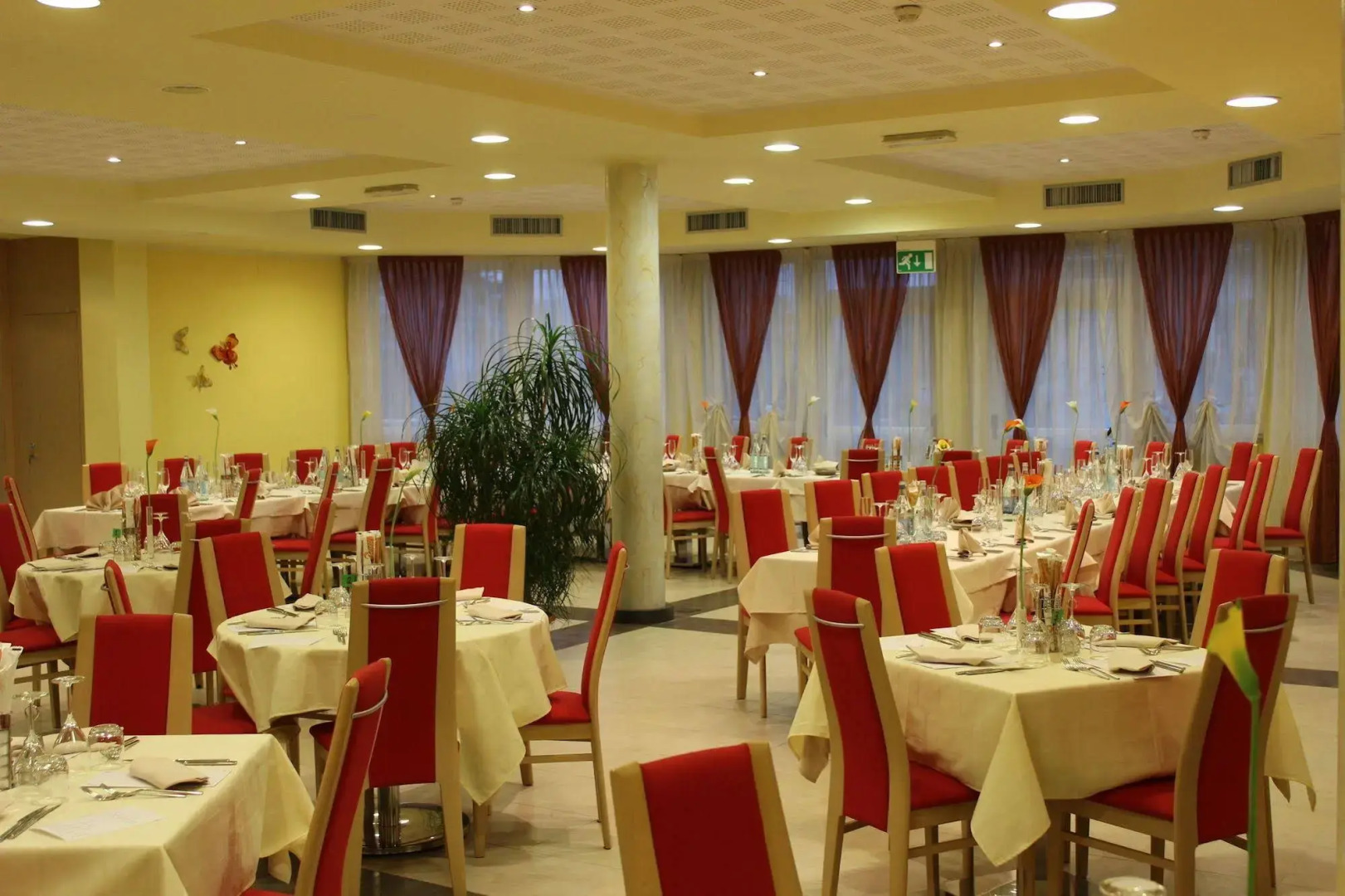 Nature Bio Hotel Elite