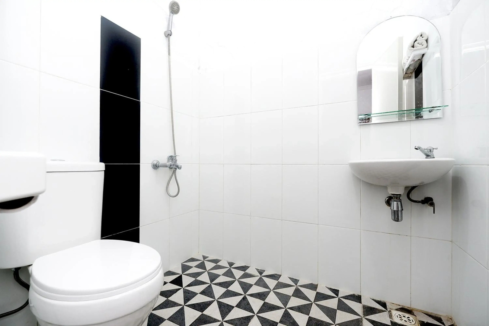 OYO 2055 Perdana Kasih