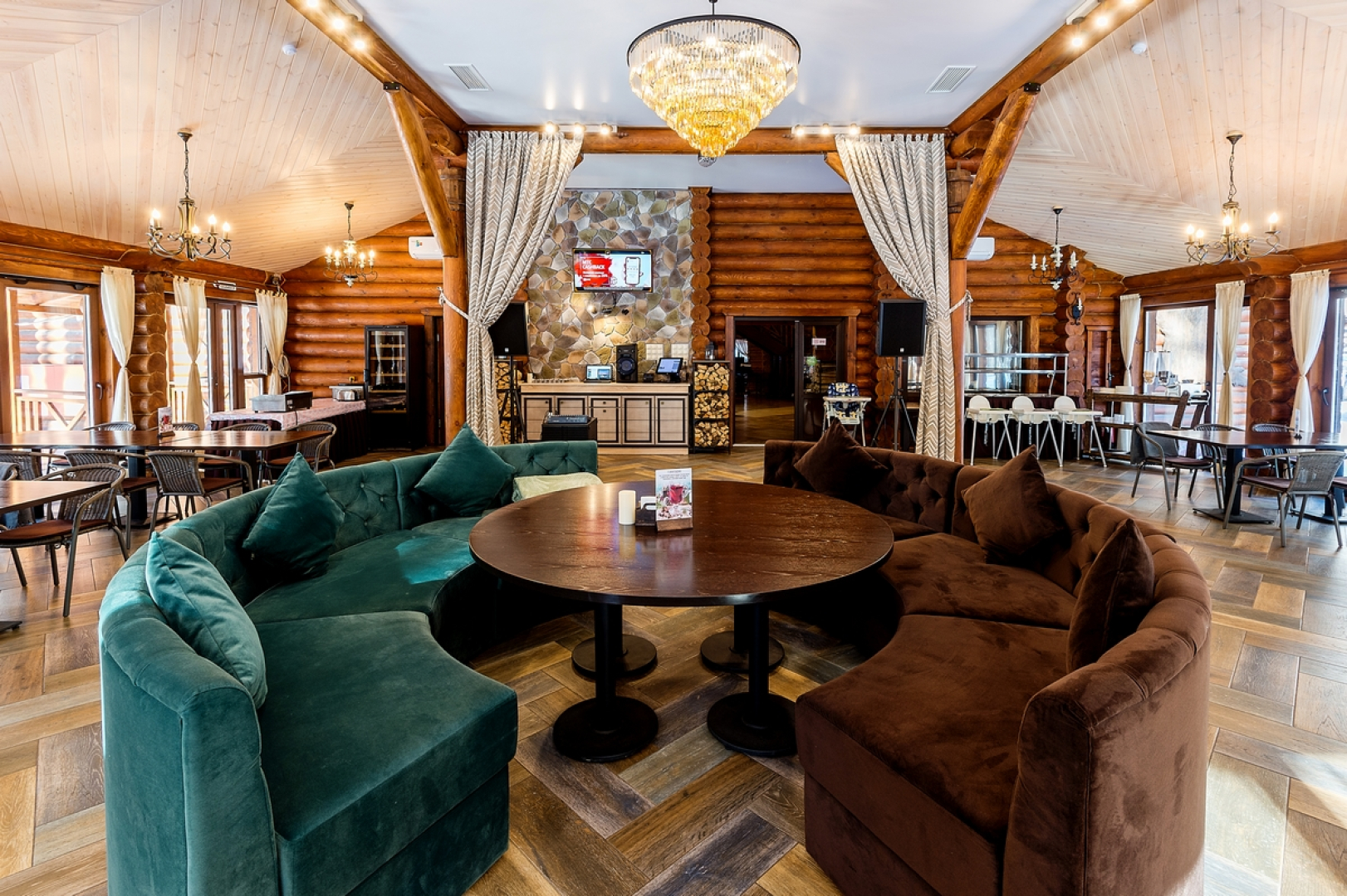 Orlinoe gnezdo (Altaj)