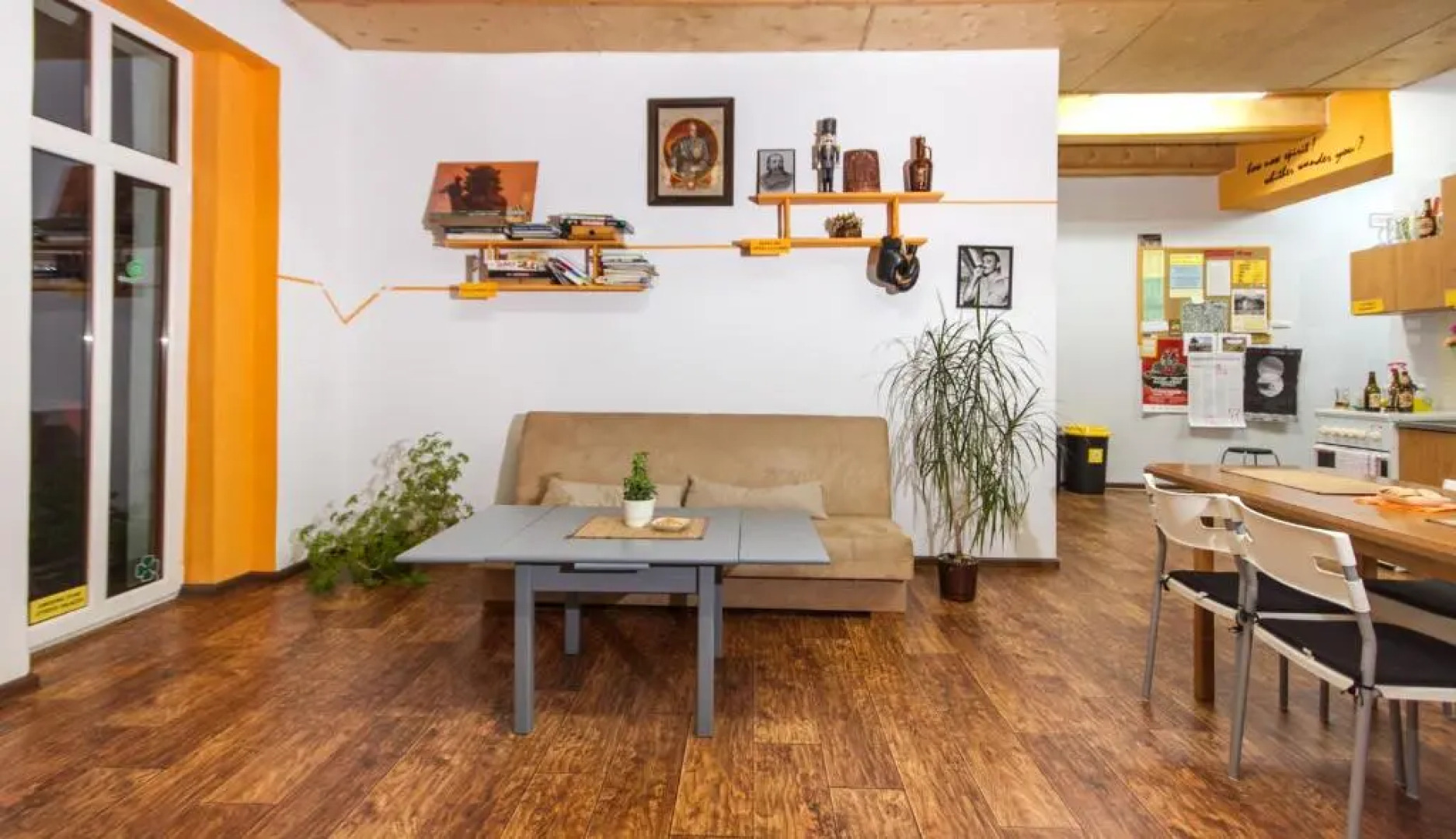 3 Bros' Hostel Cieszyn