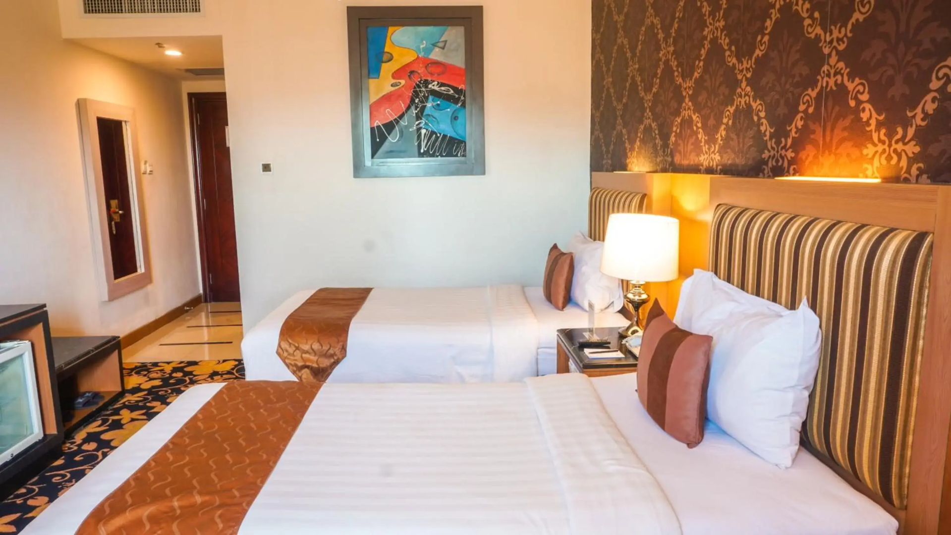 Grand Rocky Hotel