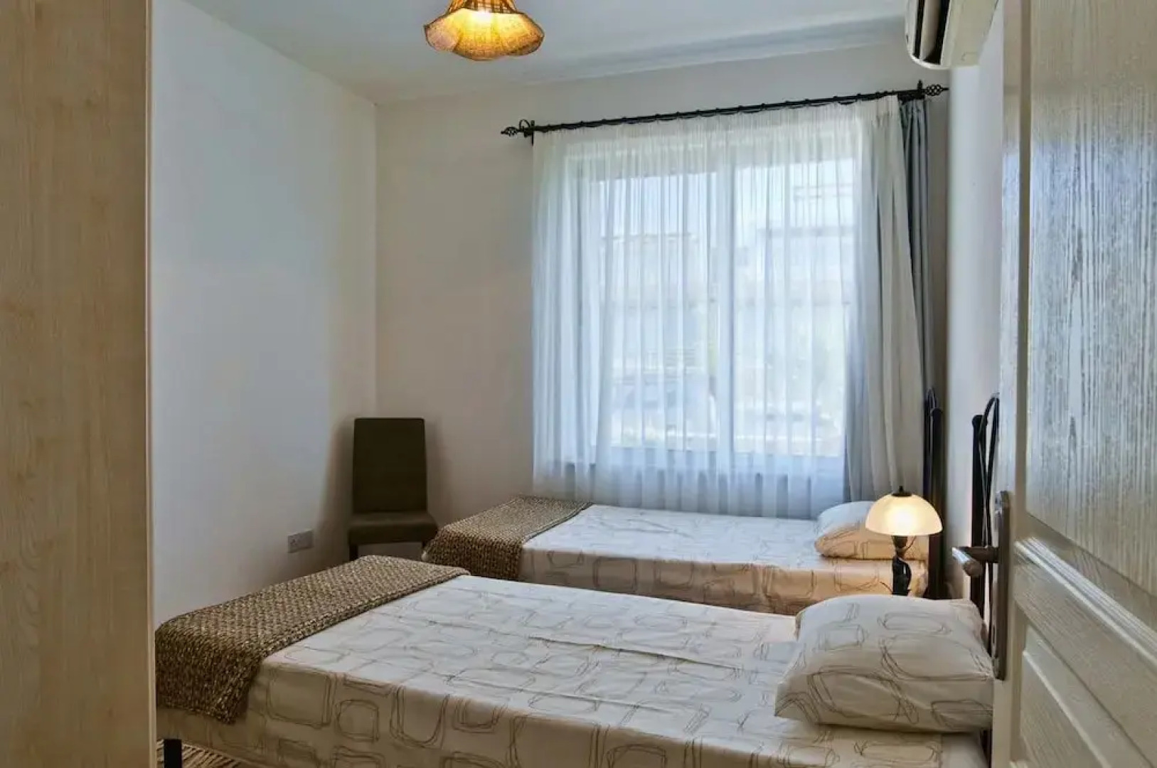 Villa Sweetwater Bay by Amy Villas