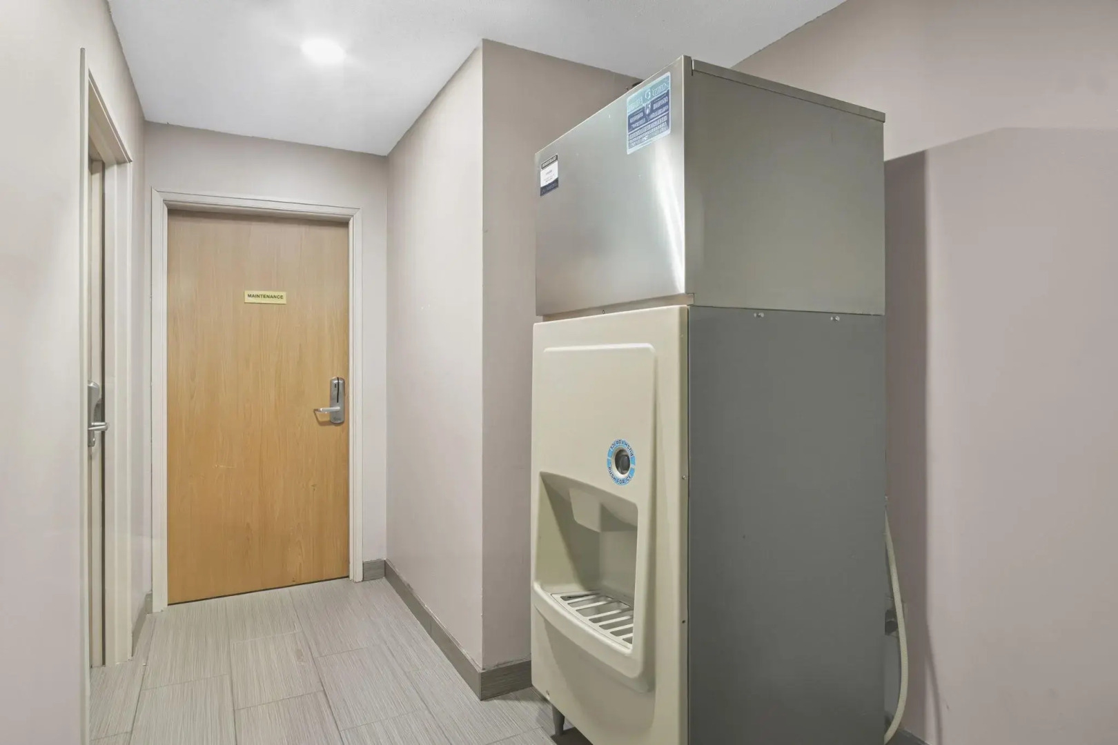 Sonesta Essential Hotels & Suites Kansas City/Blue Springs