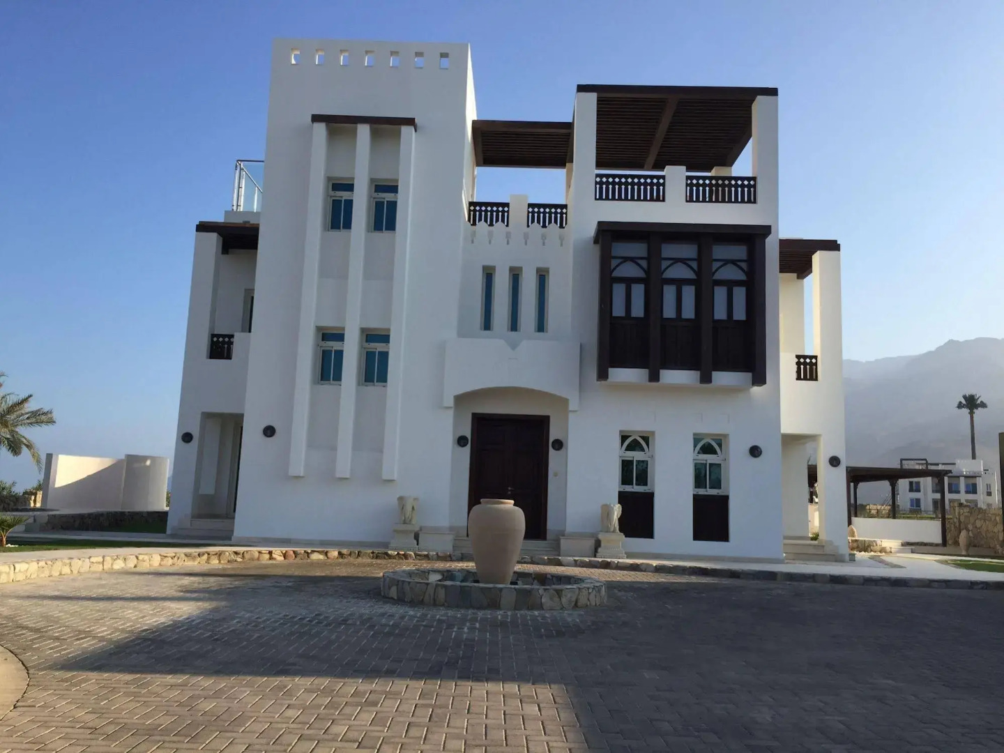 Le Sifah Resort Apartments