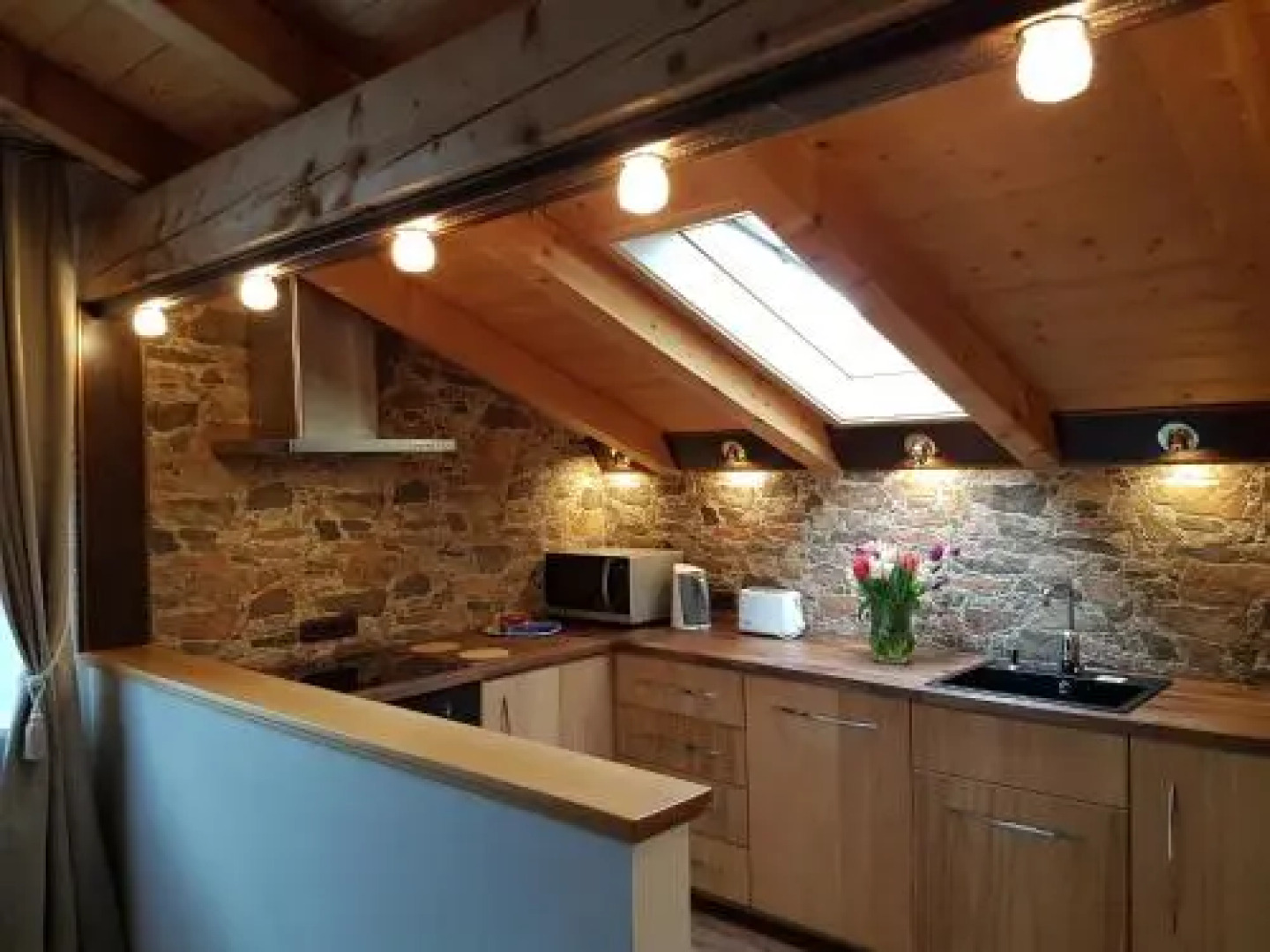 Golden GaPa Family Penthouse 18