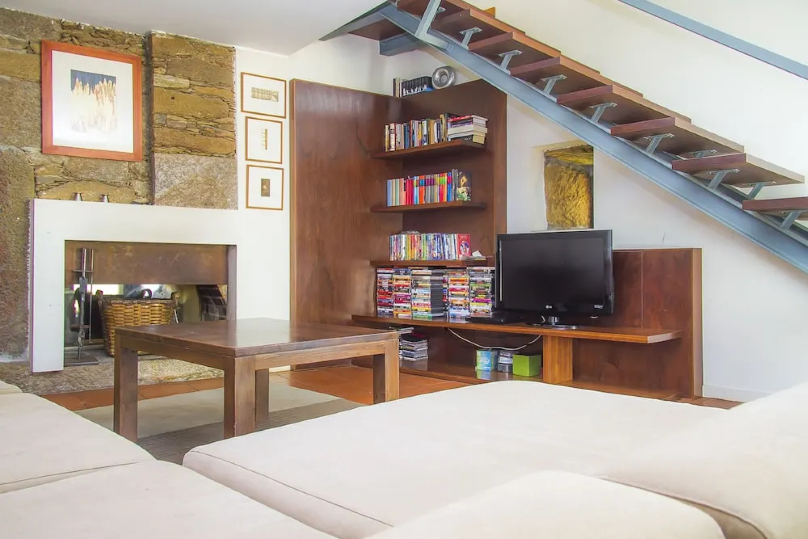 Liiiving in Caminha - Oak Tree Chill