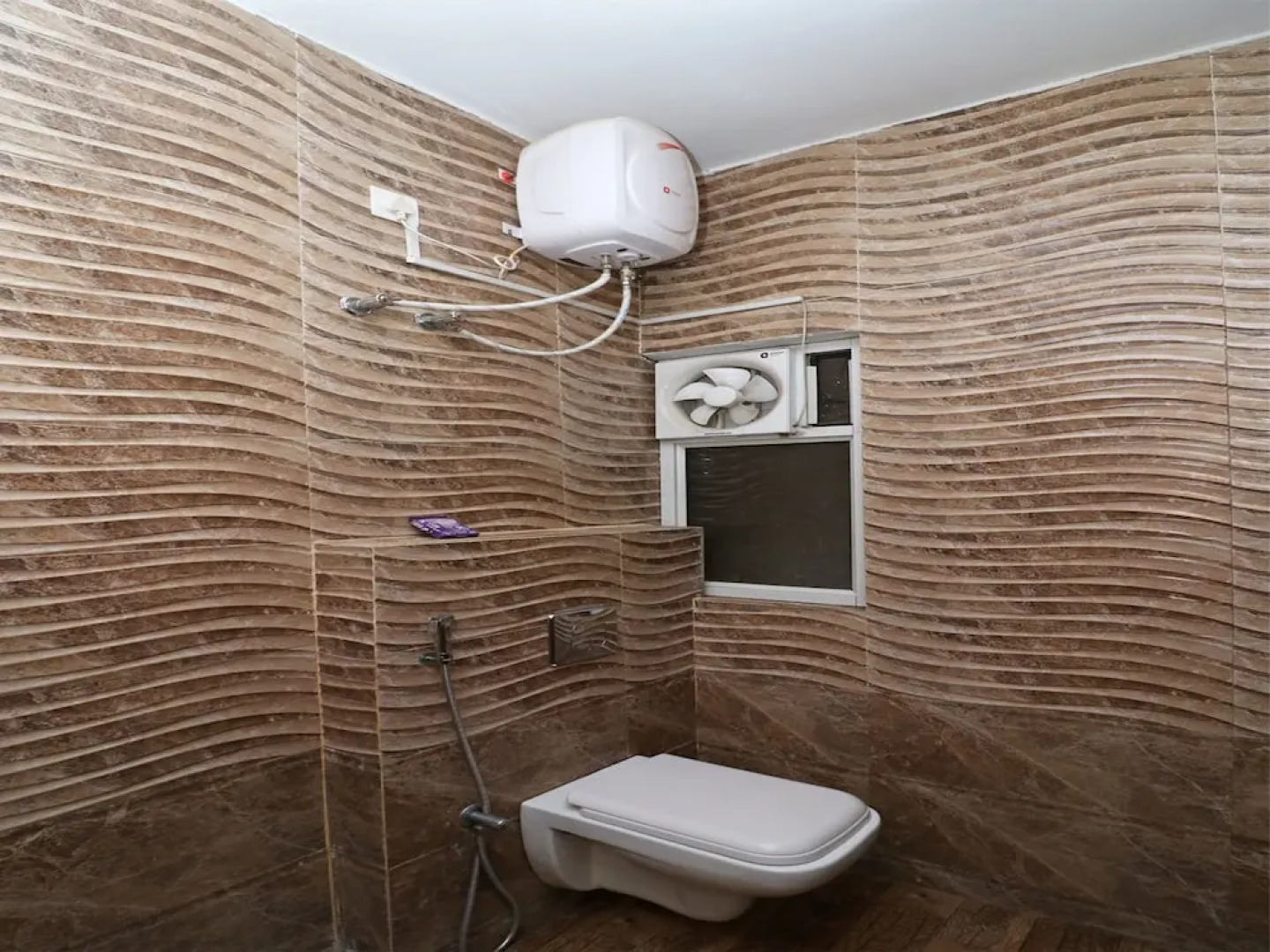 OYO 12126 Hotel Shagun Residency