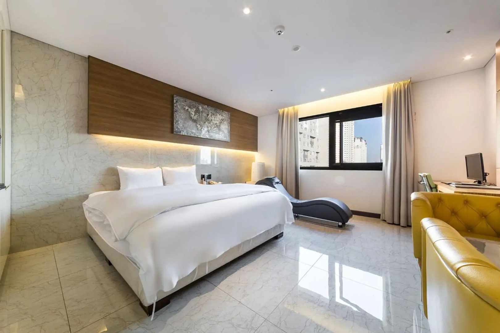 Guwol Hotel