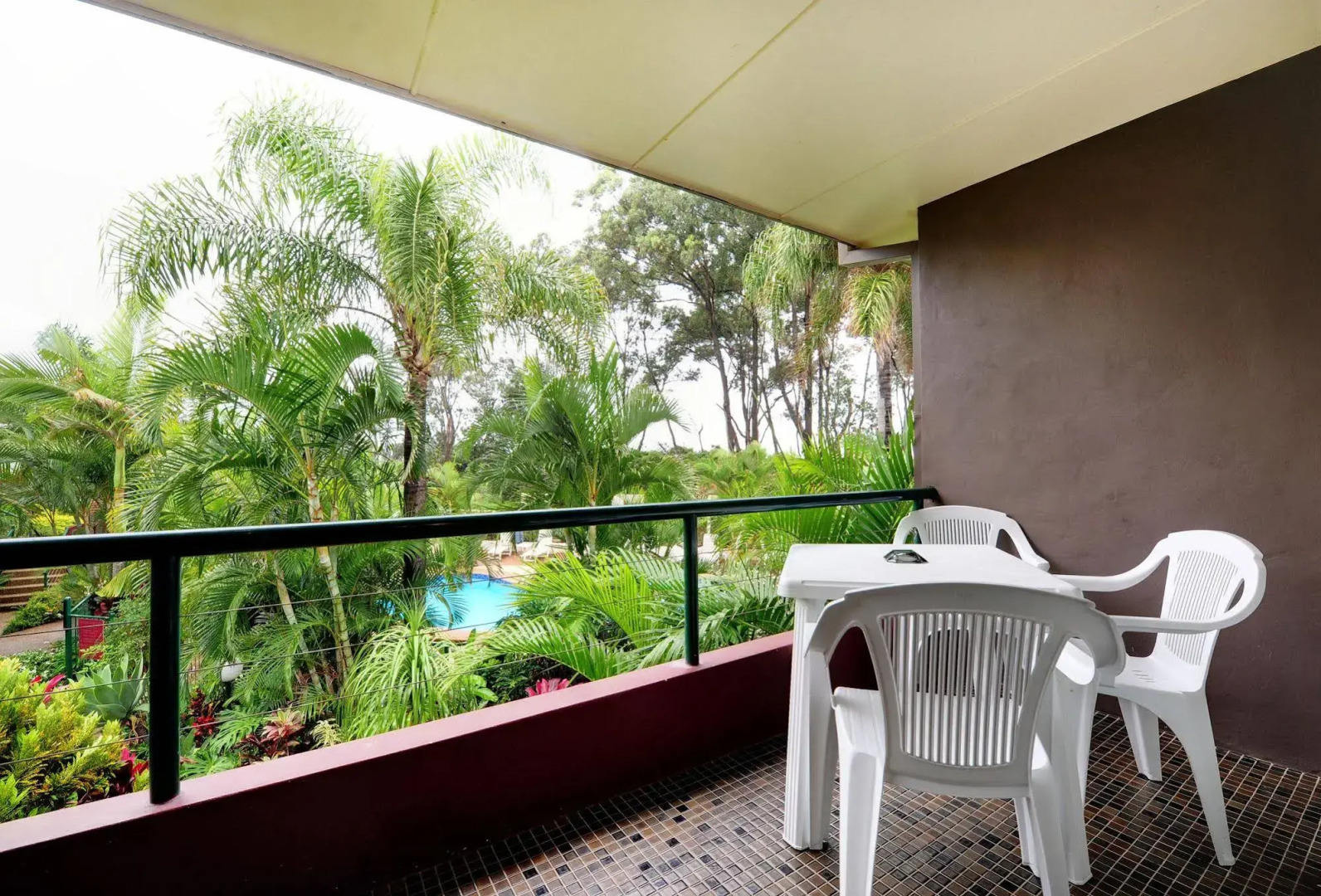 Smugglers on the Beach