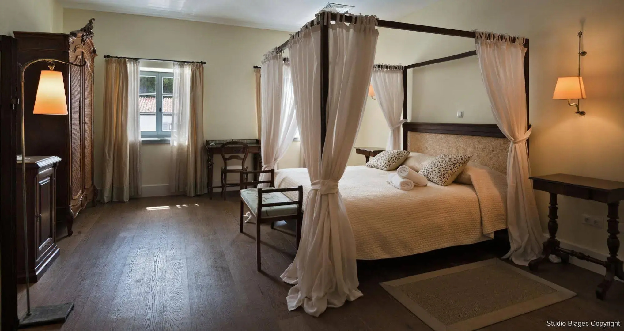 Hotel Martinis Marchi