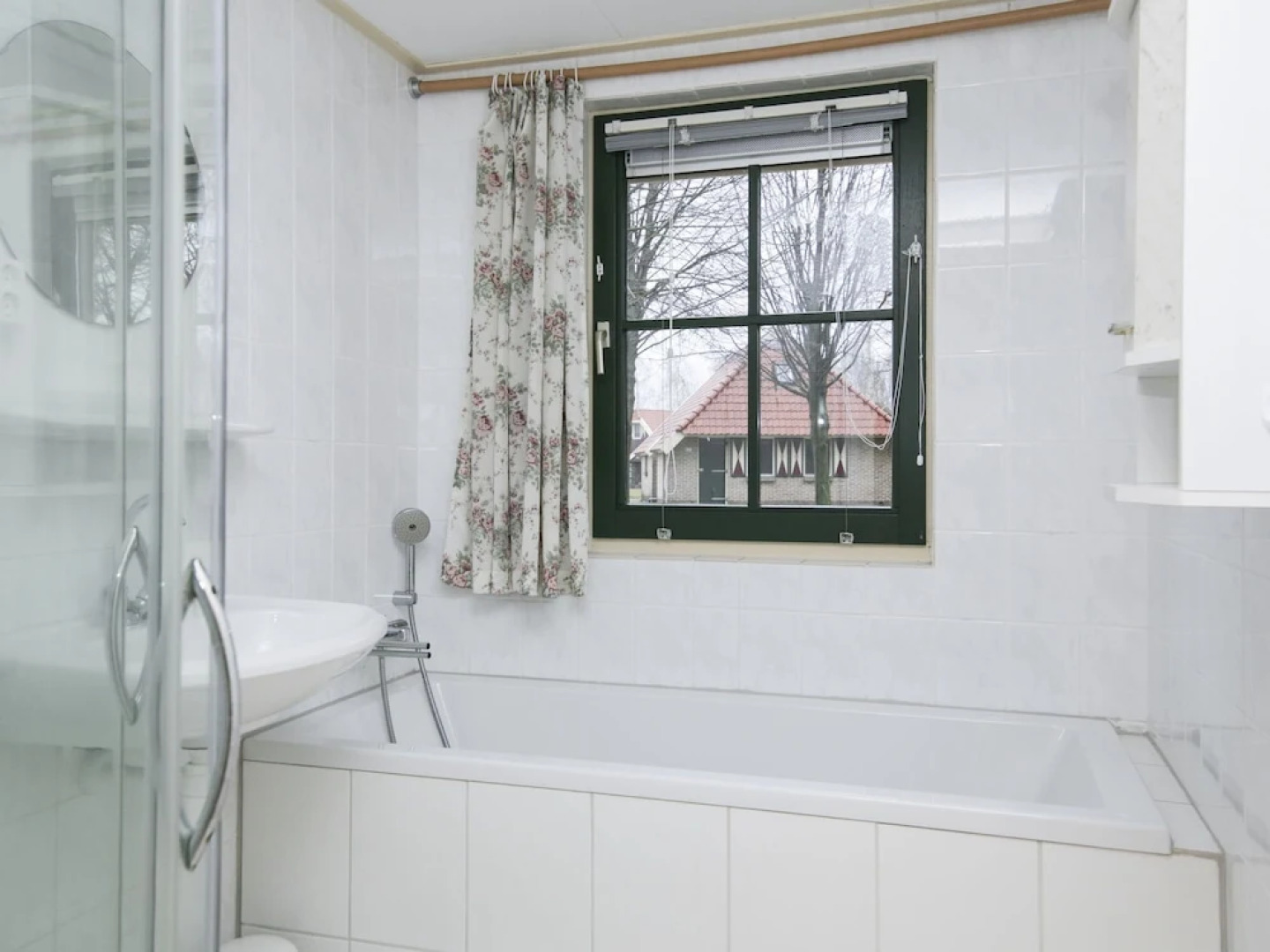 Comfy Holiday Home with Dishwasher near Meppel