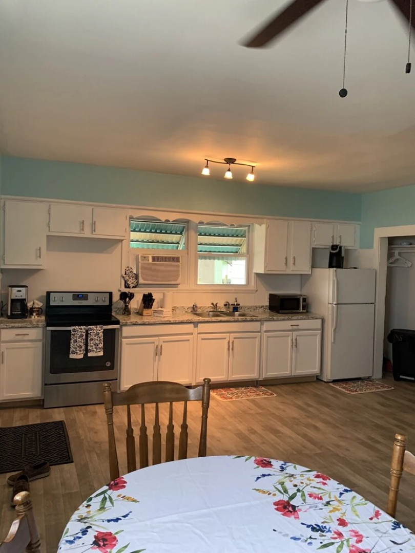 Beachfront Cottage Best Location In Ocean View! 2 Bedroom Cottage by RedAwning