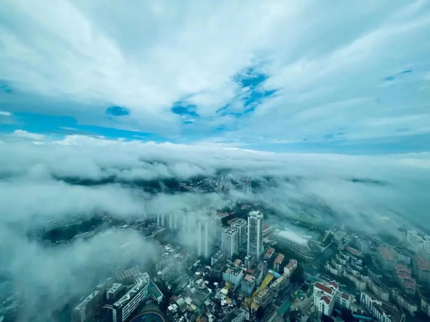 Xiamen Twin Tower Sea View Apartment