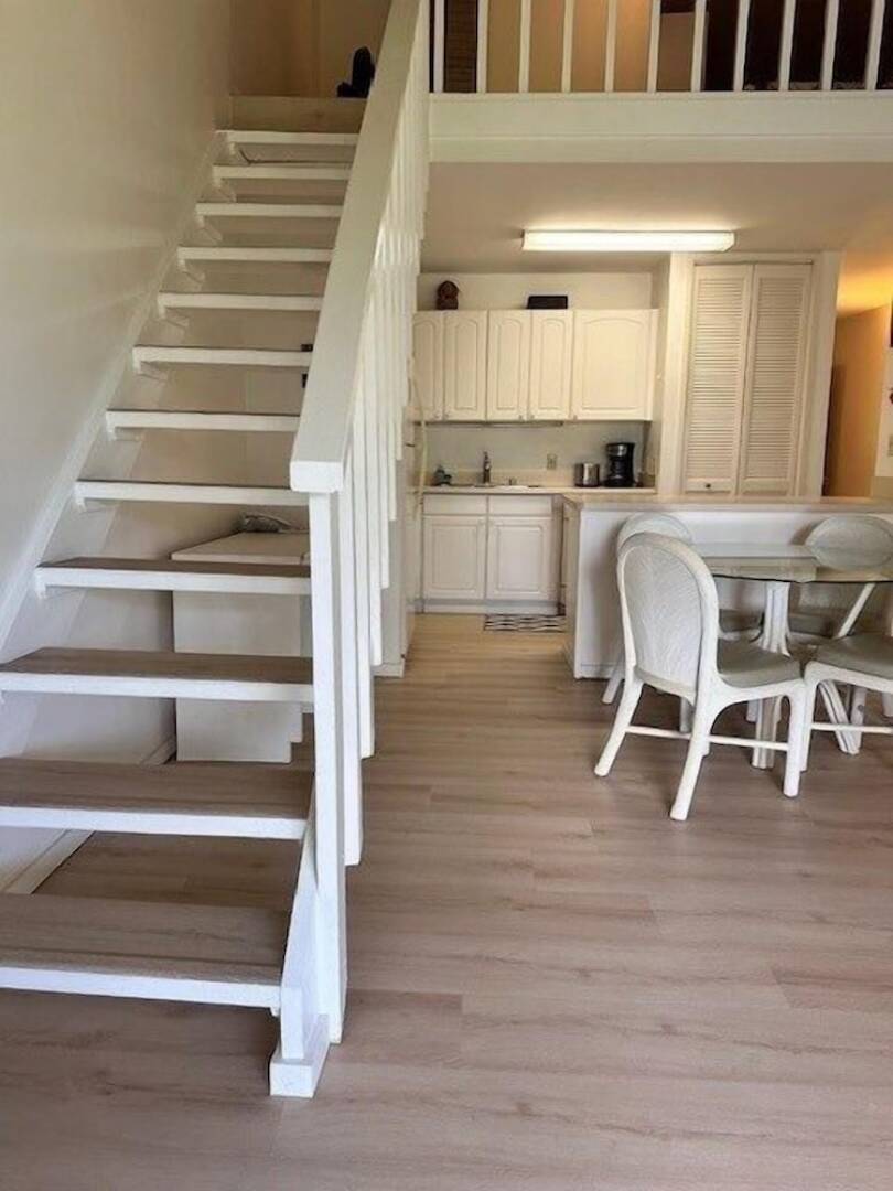 Turtle Bay Deep Blue**nuc 90-tvu-0523 1 Bedroom Condo by RedAwning