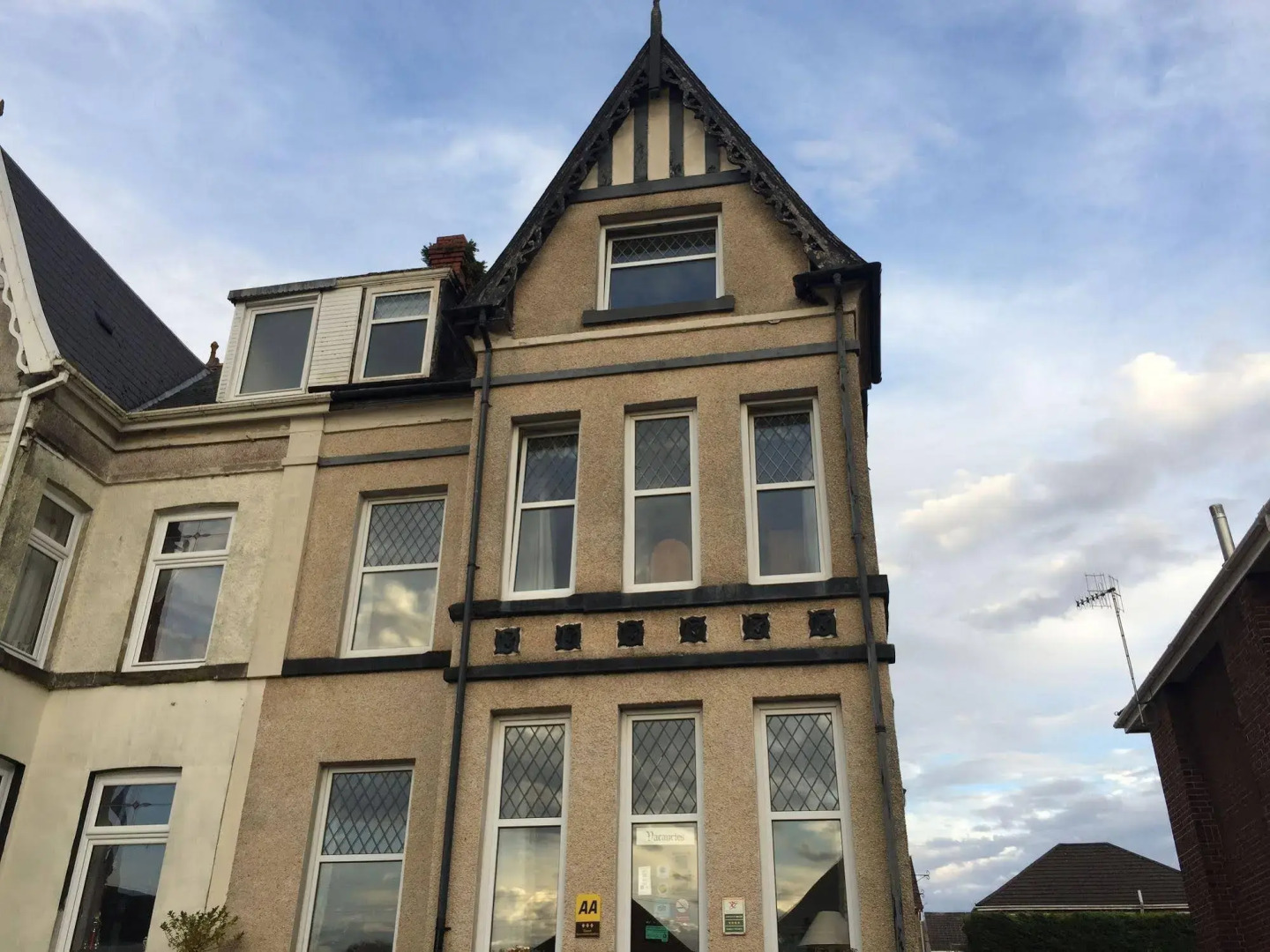 Tree Tops Guest House