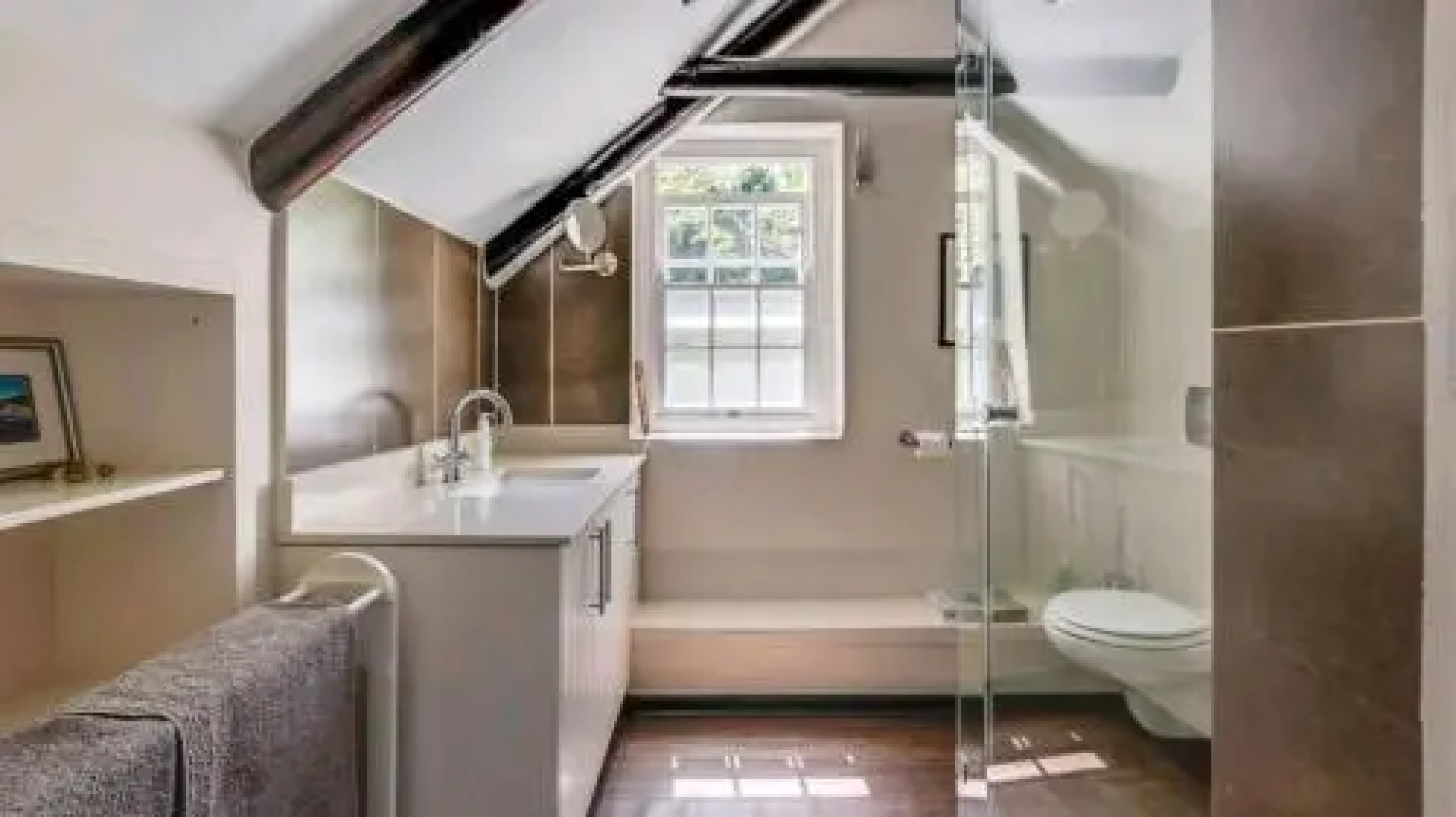 Ella's Country House