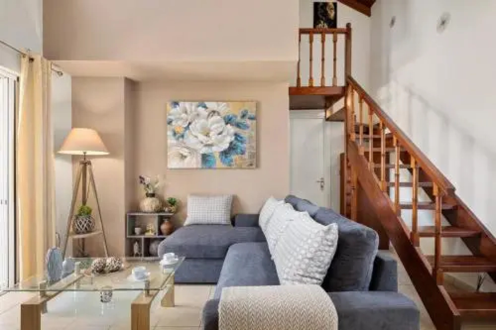 Peroulades Luxury Villa