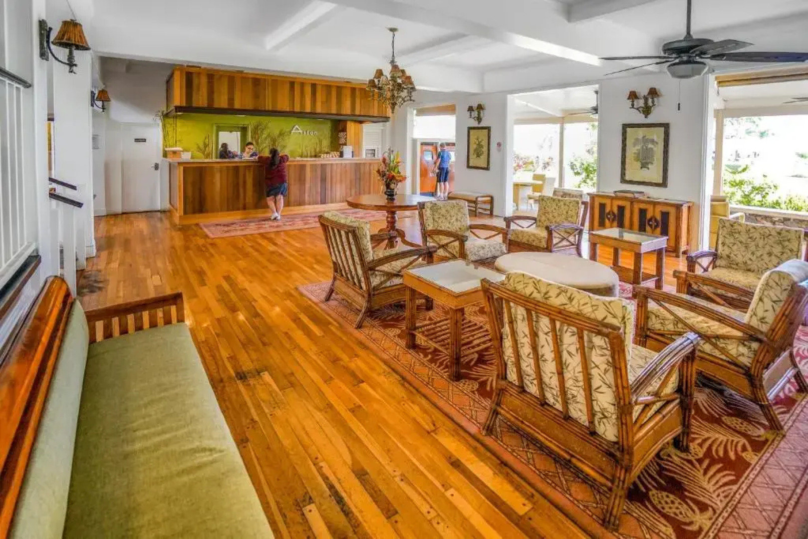 Islander On The Beach 258