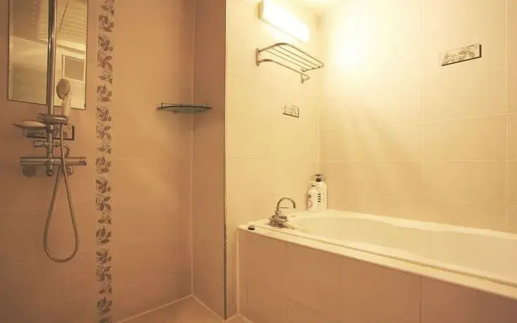 Bucheon Gstay and Praha