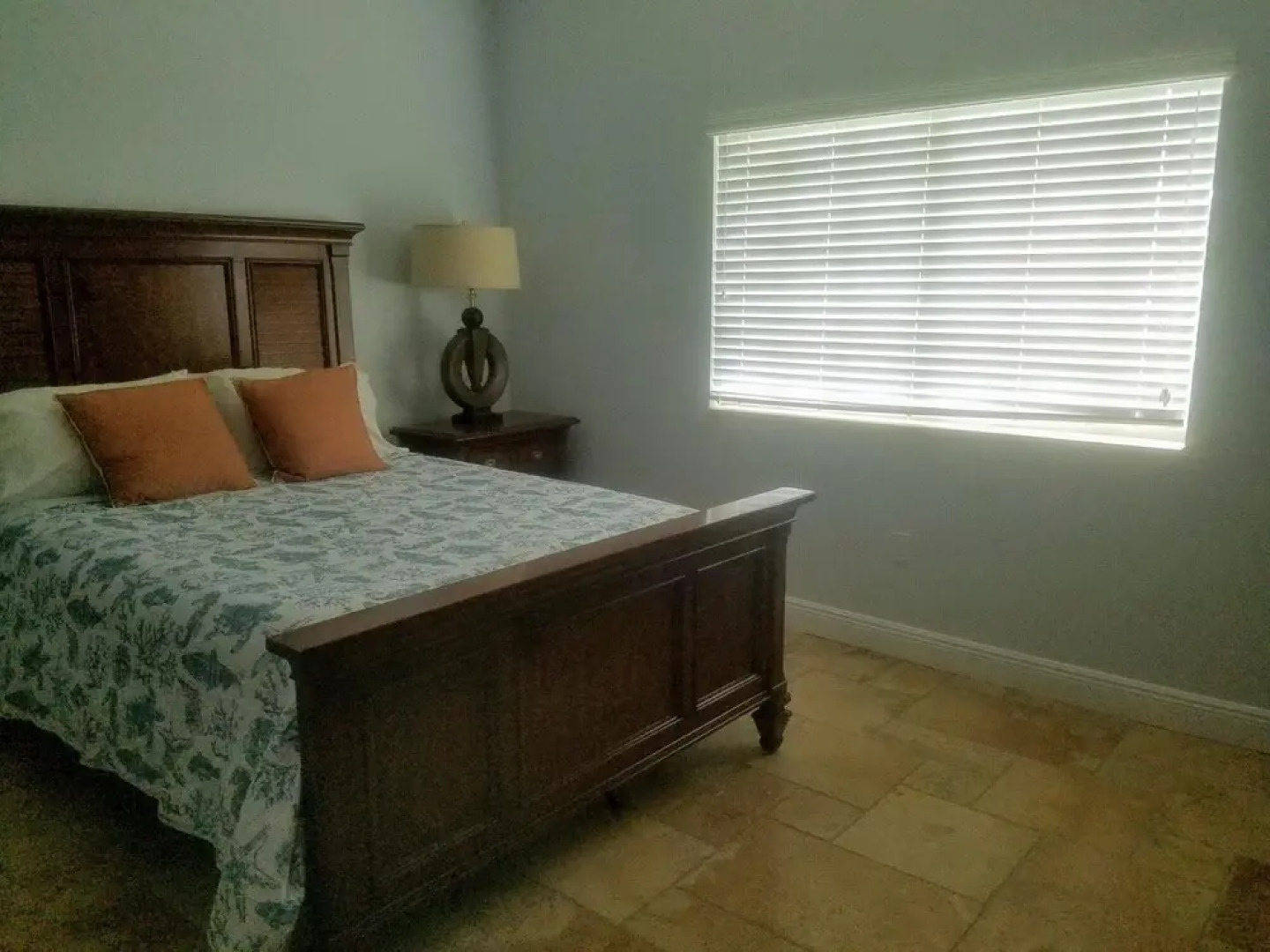 Vistalmar Two Bedroom Deluxe Apartment