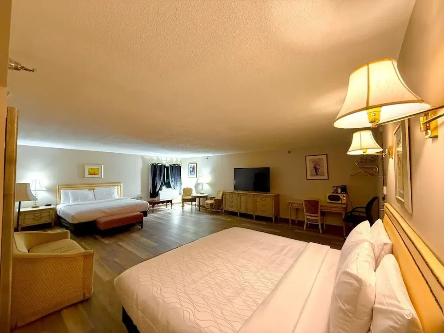 Presque Isle Inn & Convention Center