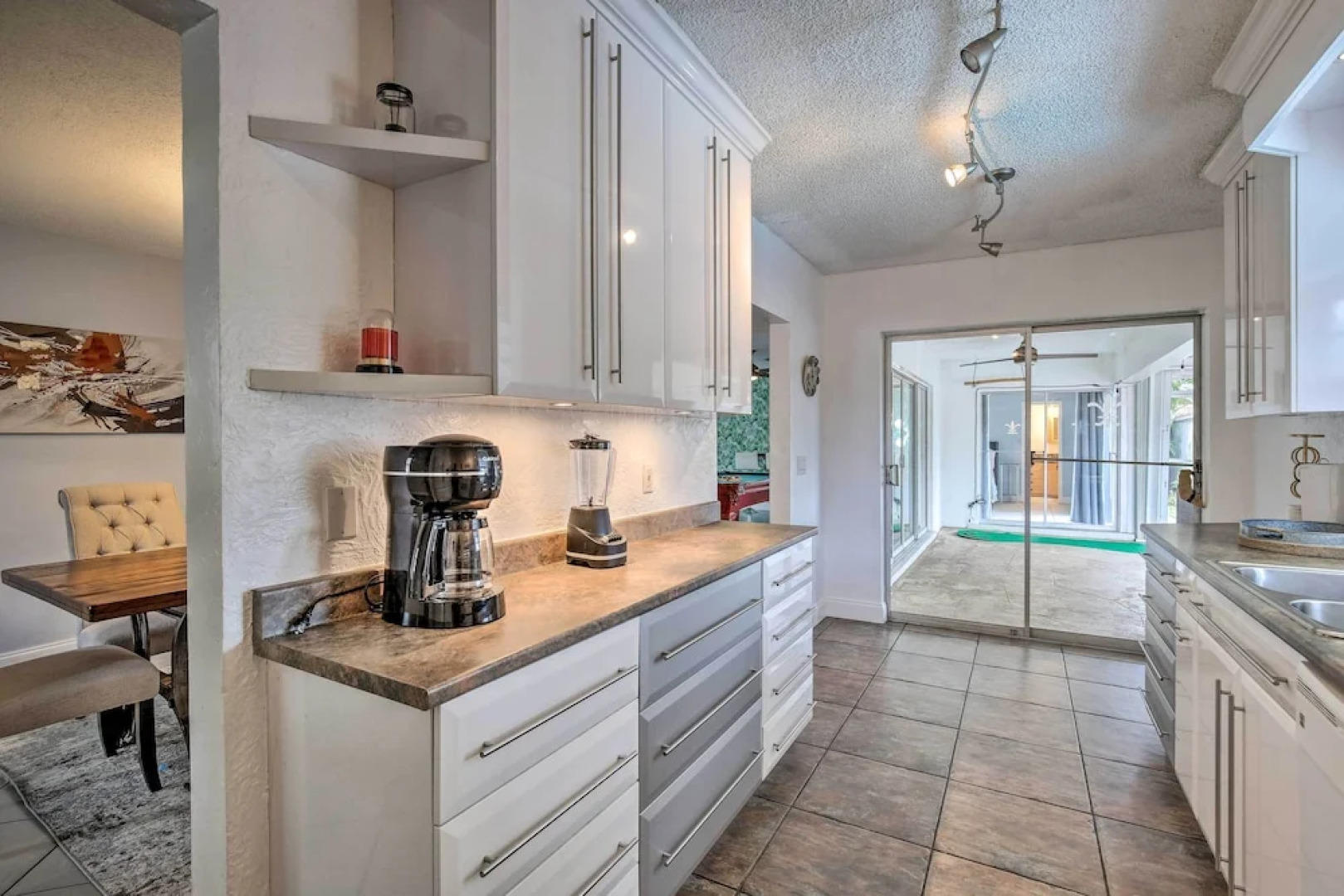 Private Pool & Dock: Coconut Creek Home!