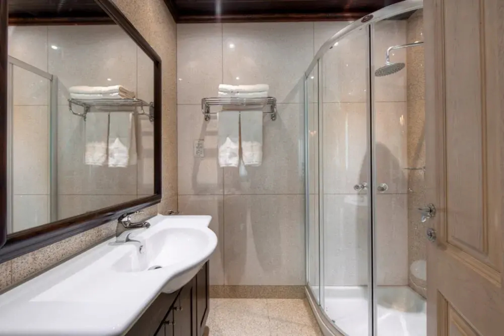 Villa Munqar 3 Bedroom Villa With Private Pool