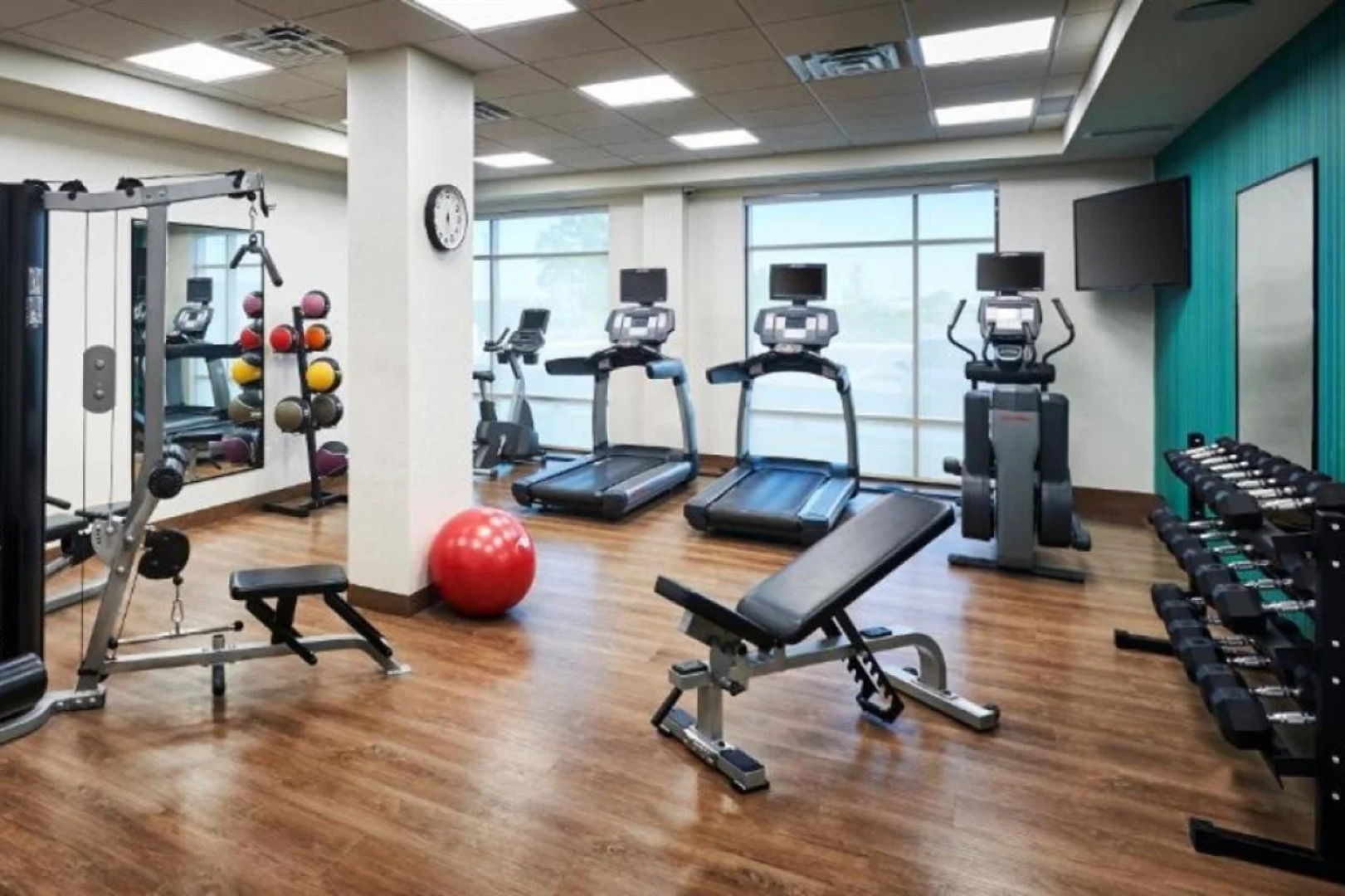 Holiday Inn Express Sarnia - Point Edward by IHG